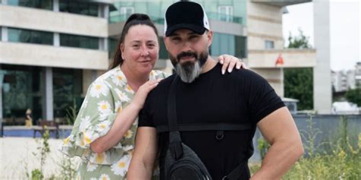 Emma And Hossein's Cross-Cultural Journey On '90 Day Fianc UK'