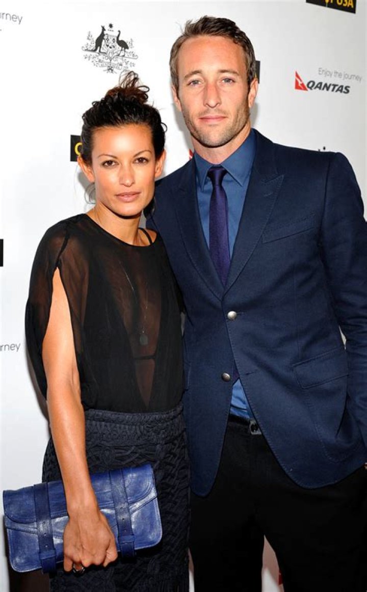 Alex O'Loughlin's Wife - An Insight Into His Married Life