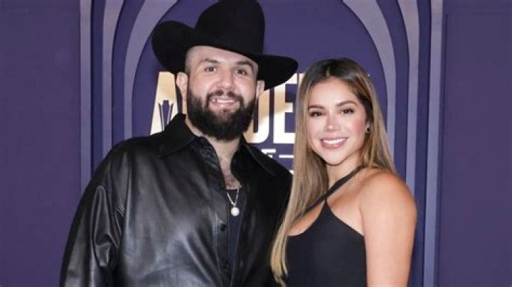 Unveiling The Secrets: Carin Leon's Girlfriend Revealed