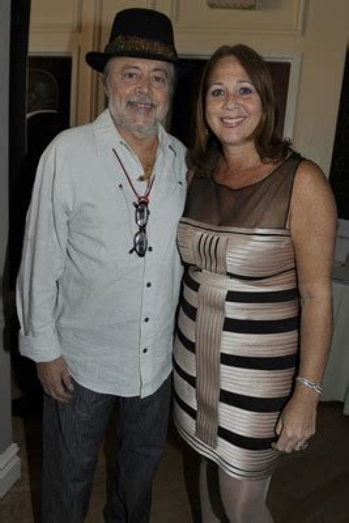 The Untold Story Of Chuck Mangione's First Wife: An Unforgettable Journey