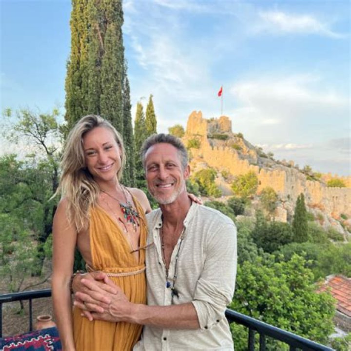 The Untold Story Of Dr. Mark Hyman's First Marriage