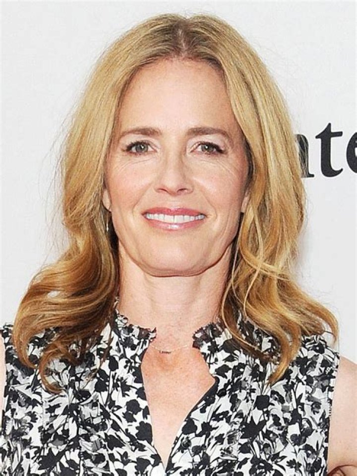 Elisabeth Shue: Hollywood Icon And Multifaceted Star