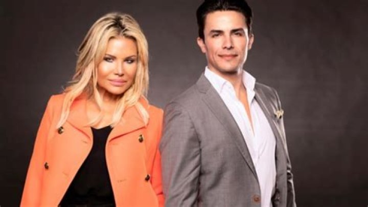 Has Lisa Helou Had Plastic Surgery? Meet Gio Helous Mother From Selling The OC Netflix