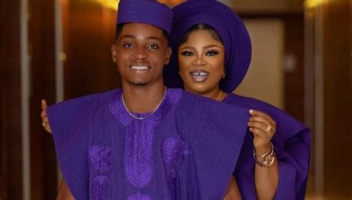 How Old Is Eniola: Uncovering The Mystery