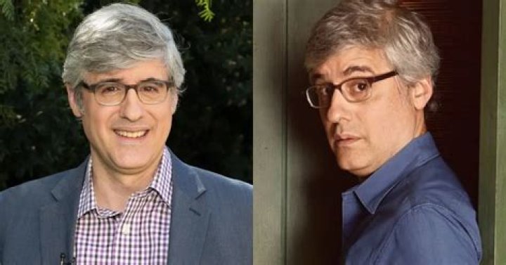 Is Mo Rocca Really Hitched?