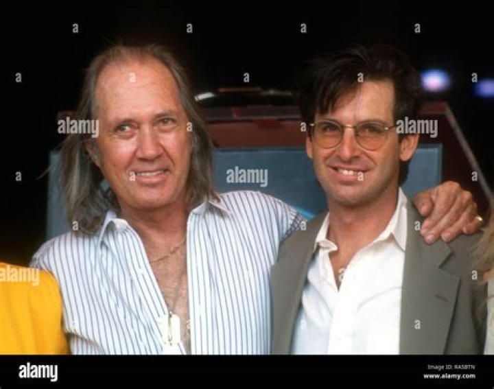 Robert Carradine And David Carradine Revealed