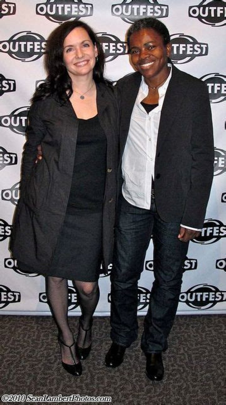 Is Tracy Chapman Gay? Discoveries And Insights Revealed