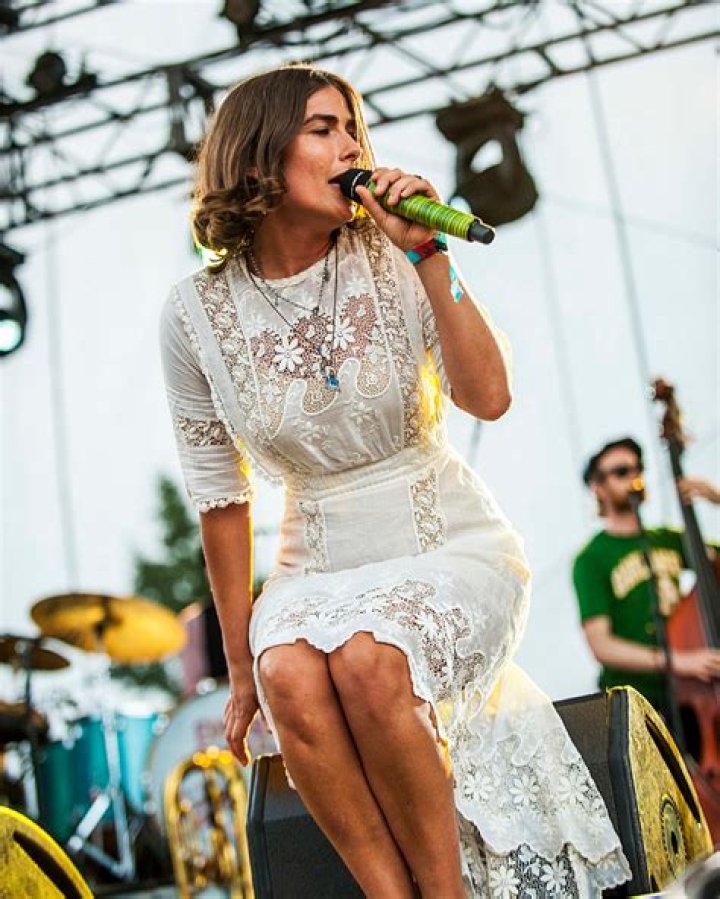 Exquisite Jade Castinos: Your Guide To Precious Gemstones