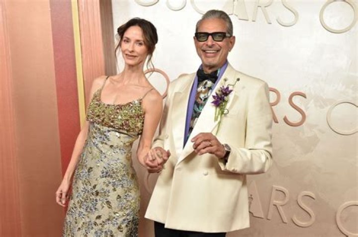 Meet Jeff Goldblum's Wives: A Journey Through Love And Life