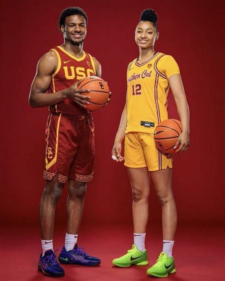 The Towering Advantage: Juju Watkins' Height In The NFL