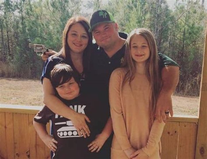 Justin Chiasson is Married to Wife: Amy Chiasson. Kids.