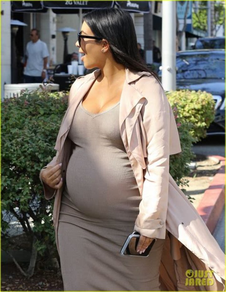 Kendall Jenner: Pregnancy Rumors Swirl