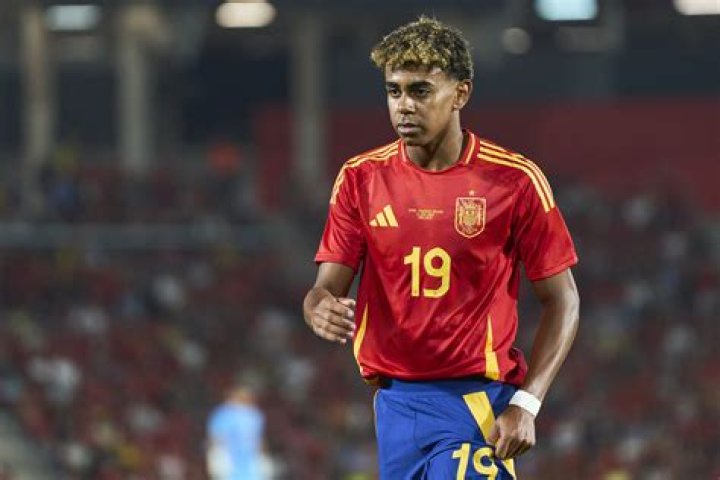 Lamine Yamal Zyciorys: A Life Of Political Activism And Humanitarian Service