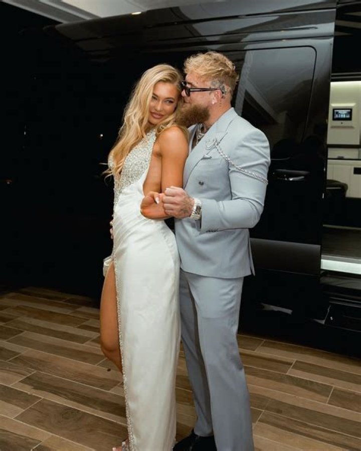 Logan Paul's Fiancee: A Stunning Gallery Of Intimate Photos