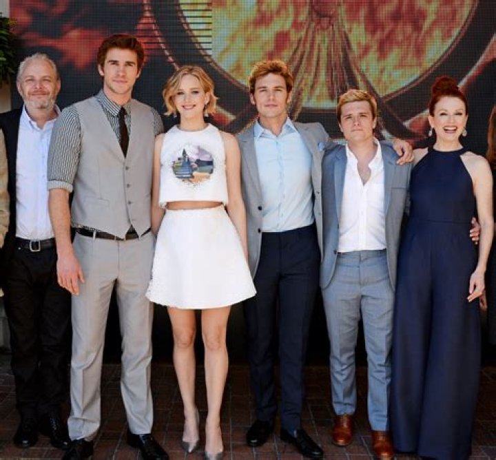 Unraveling The Mockingjay Part 1 Cast: A Closer Look