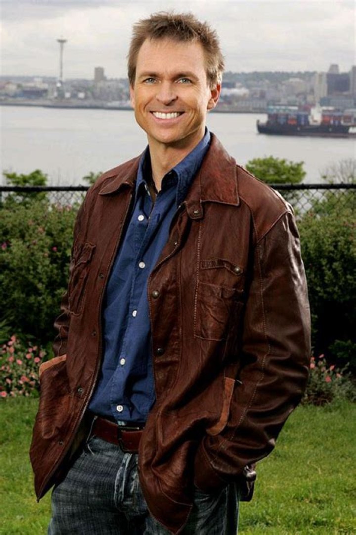 Unveiling Phil Keoghan's Net Worth: Exploring Wealth And Success