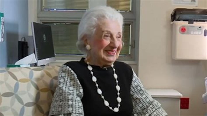 Pioneer Woman Faces Cancer Diagnosis | Breaking News