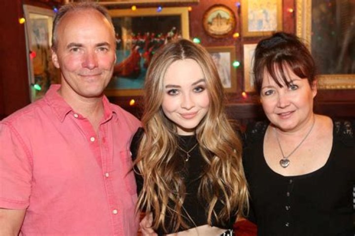 Discover The Unseen World Of Sabrina Carpenter's Family