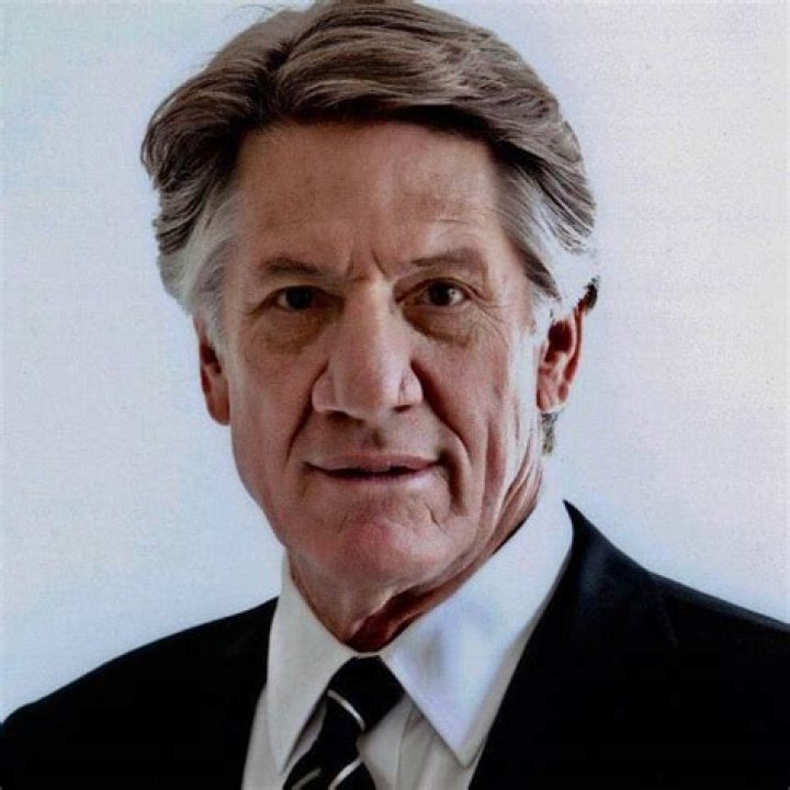 Stephen Macht's Impressive Net Worth