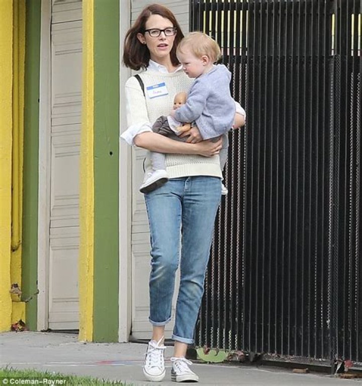 Uncover The Private Lives Of Steve Martin's Wife And Daughter