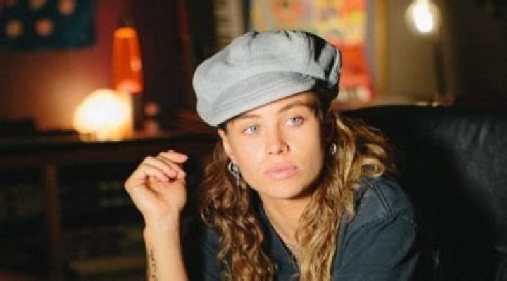 The Complete Guide To Tash Sultana's Height: Uncovering The Mystery