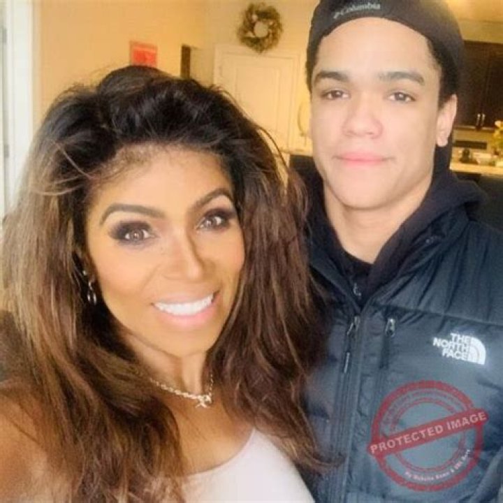 Uncovering The Secrets Of A Lasting Love