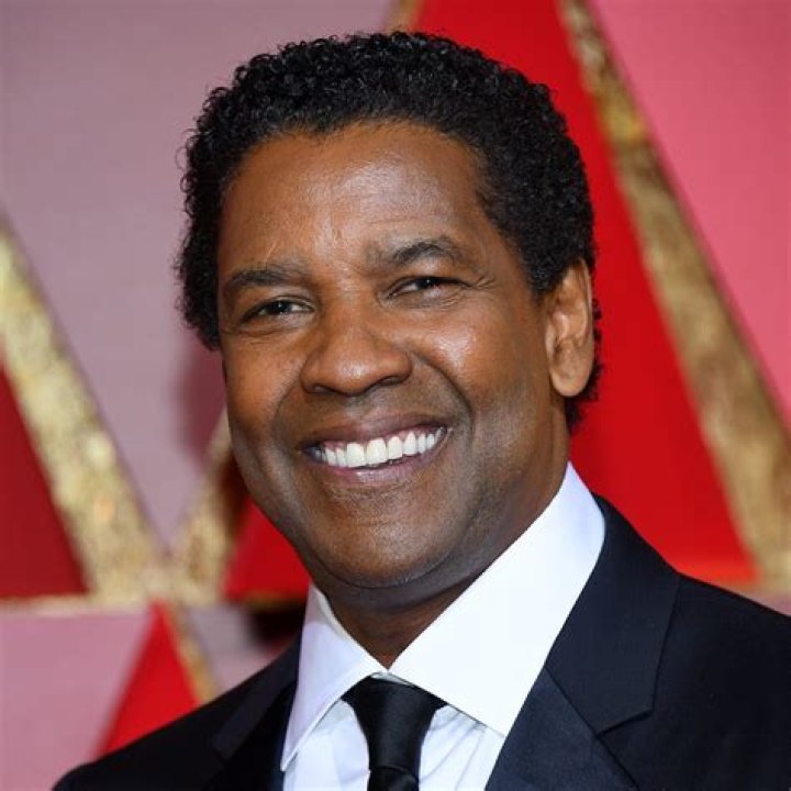 Which Political Party Aligns With Denzel Washington's Views?